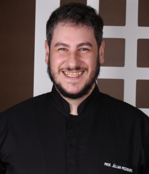 Dr. Julian Pegoraro