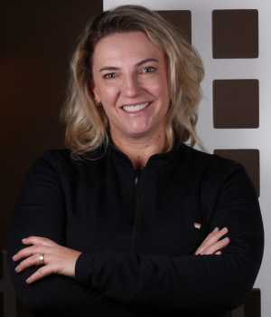 Dra Graziela Moro